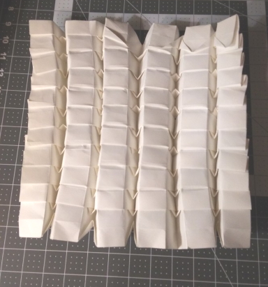 Unknown summer fold box with tiny v's